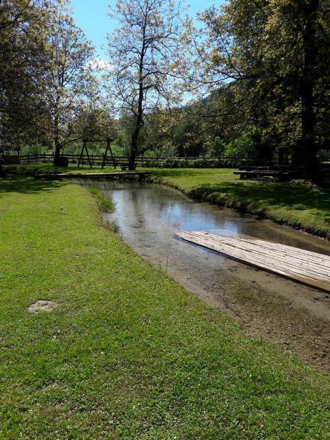 Kamp Na Otoku - Ljubno Ob Savinji Ξενοδοχείο Εξωτερικό φωτογραφία