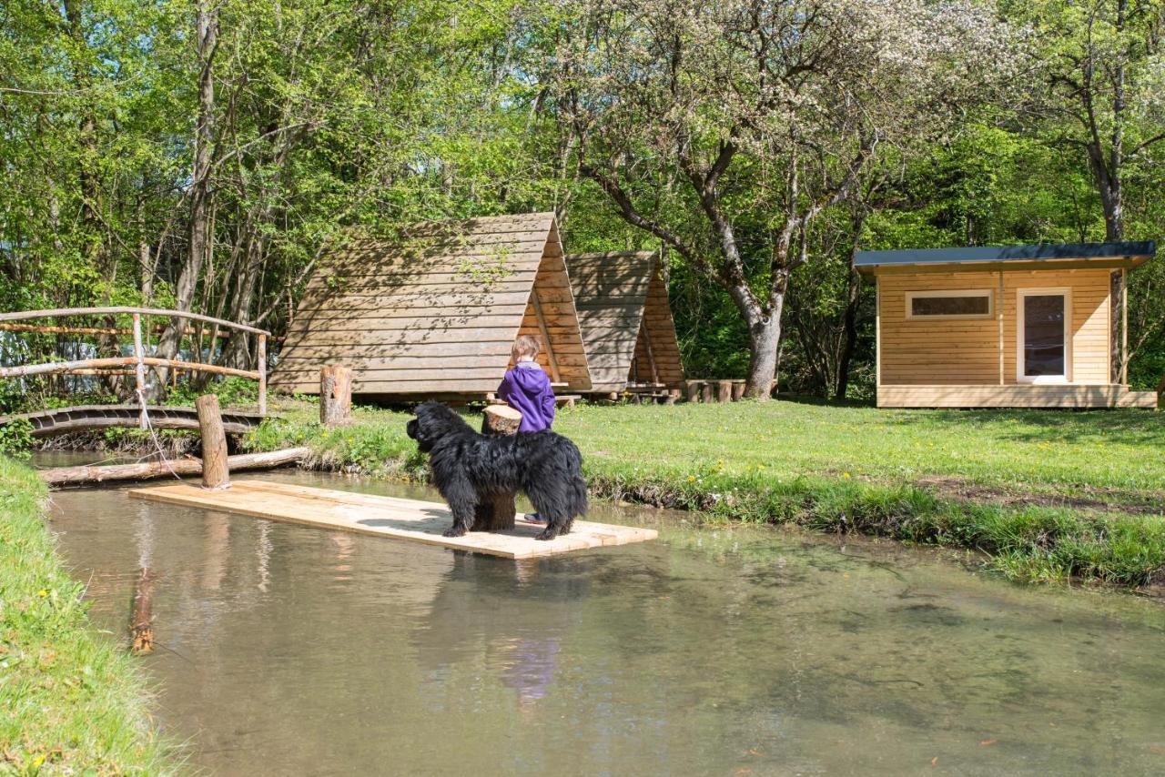 Kamp Na Otoku - Ljubno Ob Savinji Ξενοδοχείο Εξωτερικό φωτογραφία