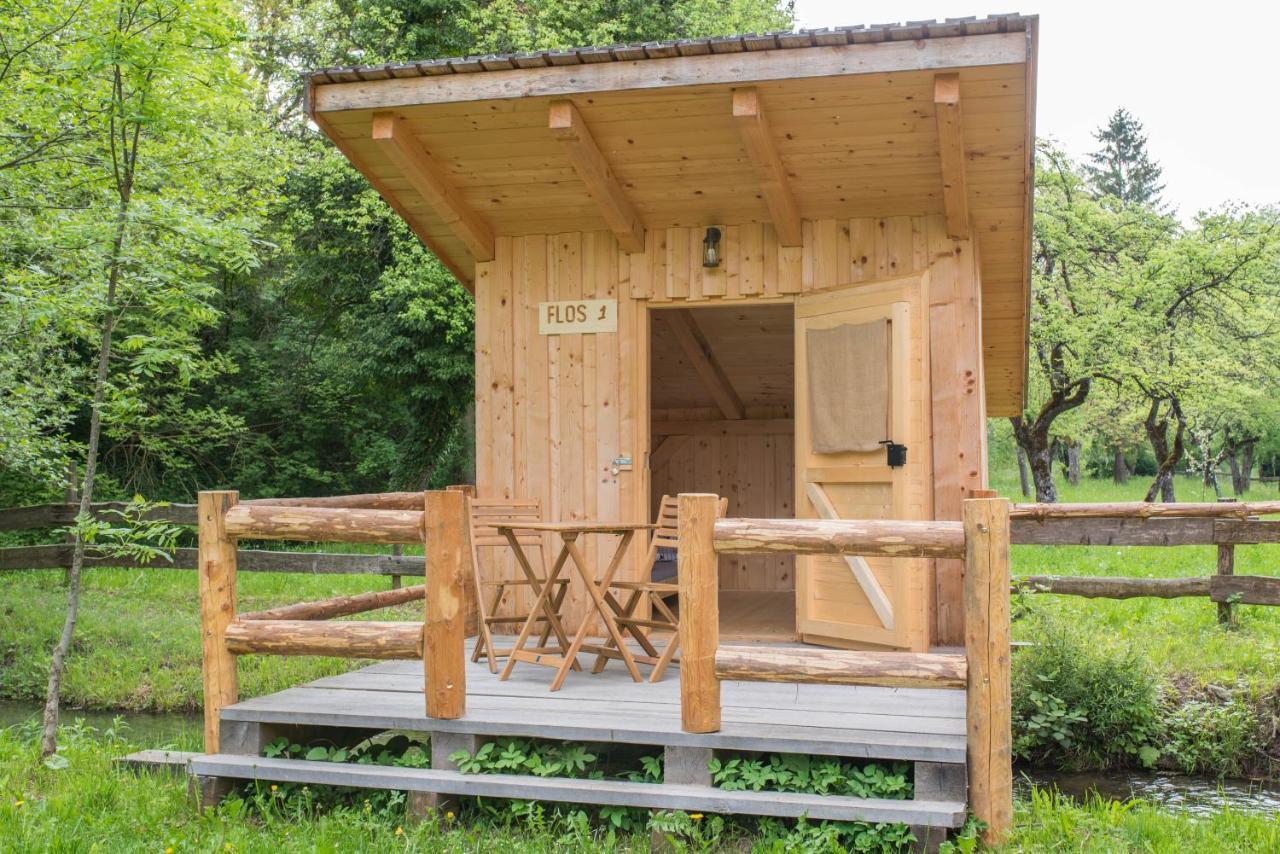 Kamp Na Otoku - Ljubno Ob Savinji Ξενοδοχείο Εξωτερικό φωτογραφία