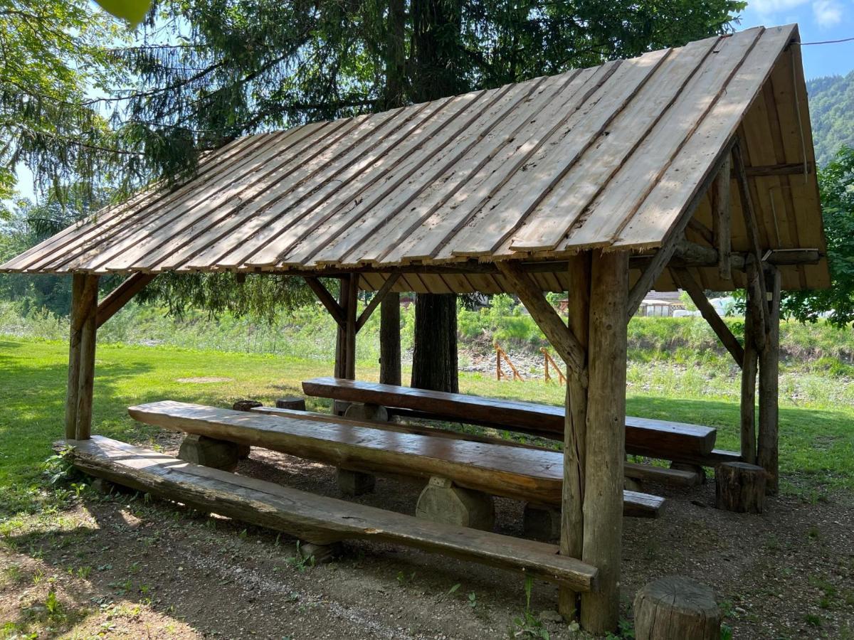 Kamp Na Otoku - Ljubno Ob Savinji Ξενοδοχείο Εξωτερικό φωτογραφία